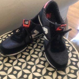 Brand new! Women’s New Balance 410 Retro Sneakers